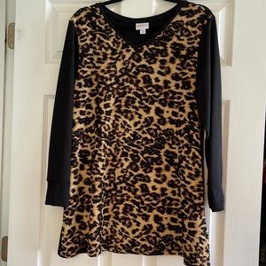 LuLaRoe Elizabeth Top